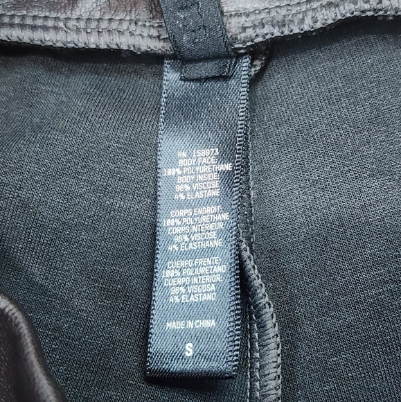 SKIMS Faux Leather Boot Cut Pant - Picture 13 of 13